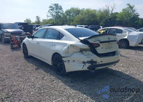 2018 Nissan Altima 2.5 Sr z USA, uszkodzony, nr VIN 1N4AL3APXJC281593